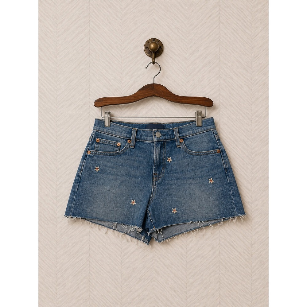 Gap Denim Shorts Floral Embroidered Raw Hem Medium Wash‎ 28